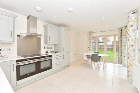 4 bedroom detached house for sale, Cornflower Drive, Marden, Tonbridge, Kent