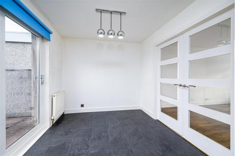 60 Linefield Road, DD7 6DP