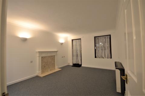 2 bedroom retirement property to rent, Albion Court, Queen Street, CM2