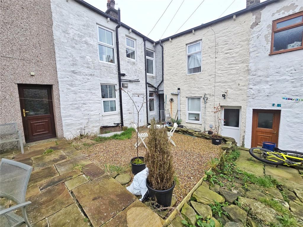 Corner Garden Access