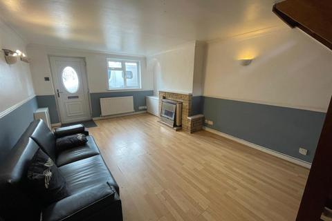 2 bedroom terraced house to rent, The Leys, Evesham