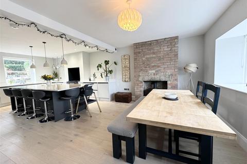 3 bedroom end of terrace house for sale, Brewery Yard, Fenay Bridge, Huddersfield HD8 0AR