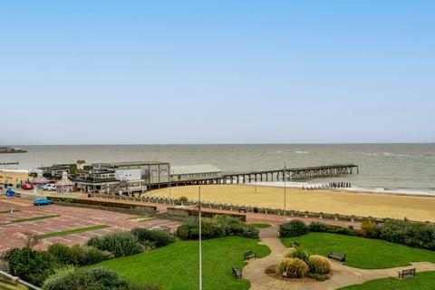 1 bedroom flat for sale, Kirkley Cliff, Lowestoft