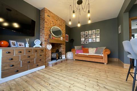 3 bedroom semi-detached house for sale, Peasholm Gardens, Scarborough, YO12