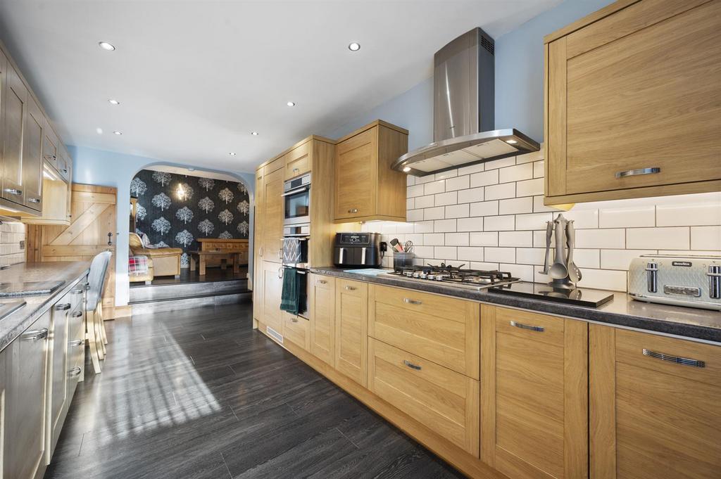 Kitchen towards dining room.jpg