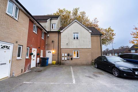 1 bedroom flat for sale, Maidenhall Approach, Ipswich IP2