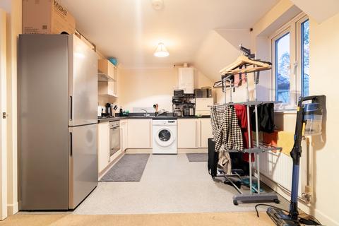 2 bedroom flat for sale, Maidenhall Approach, Ipswich IP2