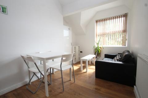 undefined, Sholebroke Avenue, Leeds, West Yorkshire, LS7