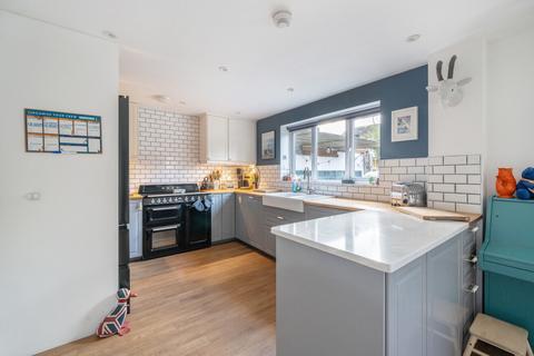 37 Chestnut Park, Kingswood, Wotton-under-edge, GL12 8RJ