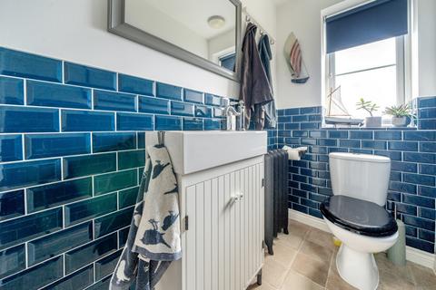 37 Chestnut Park, Kingswood, Wotton-under-edge, GL12 8RJ