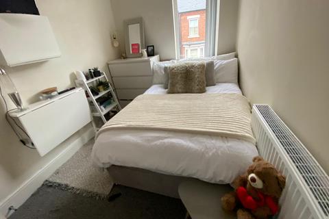 5 bedroom house share to rent, Kearsley Road, Sheffield S2