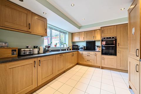 6 bedroom detached house for sale, Hynam Road, Pershore