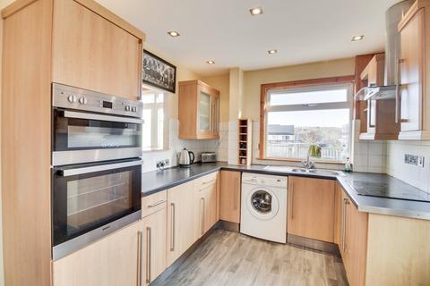 3 bedroom semi-detached house for sale, Brownberrie Avenue, Horsforth, Leeds, West Yorkshire, LS18