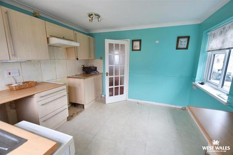 3 bedroom detached bungalow for sale, Dolwerdd Estate, Penparc, Cardigan