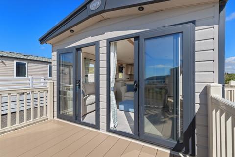 2 bedroom static caravan for sale, Waters Edge Leisure Park