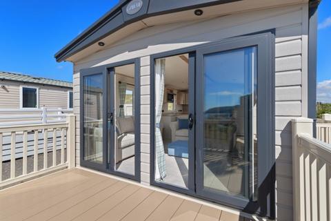 2 bedroom park home for sale, Waters Edge Leisure Park