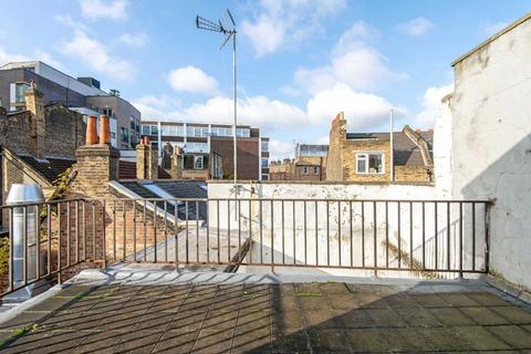 2 bedroom flat for sale, Sylvester Path, London E8