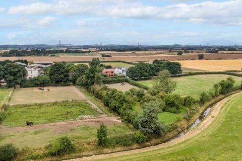 3 bedroom character property for sale, Cottam, Retford Nottinghamshire