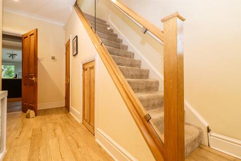 18 Water Lane, Middlestown, Wakefield, WF4 4PX