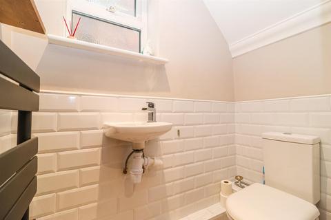 18 Water Lane, Middlestown, Wakefield, WF4 4PX