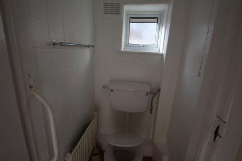 3 bedroom house to rent, Henley Road  Ilford