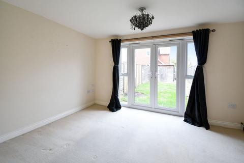 120 Hilton Close, Kempston, Bedford, MK42 7FT