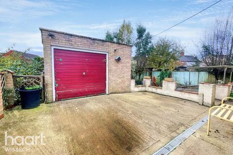 4 bedroom detached bungalow for sale, Church Road, Emneth