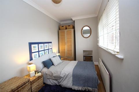 29 Beaulieu Road, Hamble, Southampton, SO31 4JL