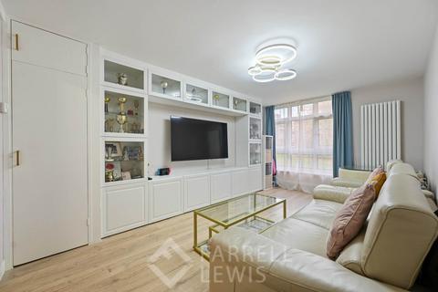 1 bedroom flat to rent, Woking Close, London SW15