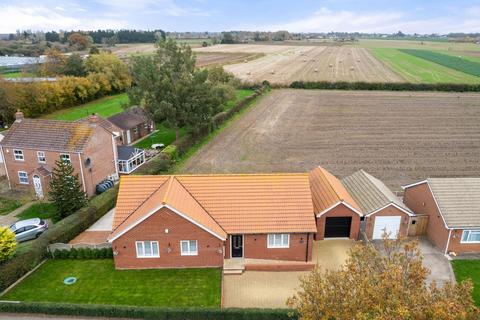 3 bedroom detached bungalow for sale, Church Road, Friskney, Boston, PE22