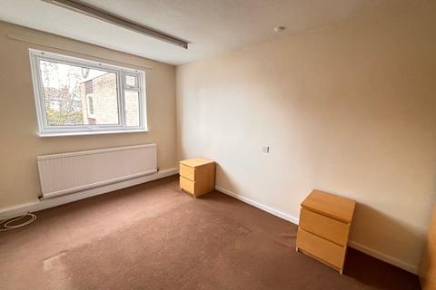 1 bedroom flat to rent, Weetwood House Court, Weetwood, Leeds, LS16