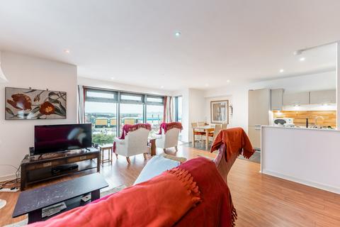 2 bedroom flat for sale, Castlebank Drive, Flat 7/1, Glasgow Harbour, Glasgow, G11 6AD