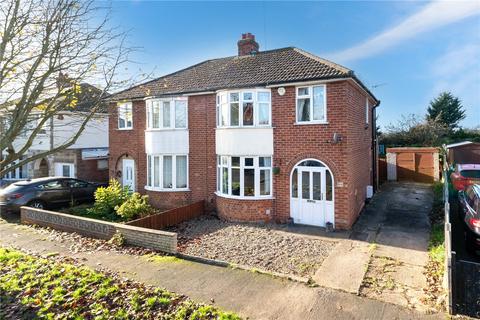 3 bedroom semi-detached house for sale, North Parade, Sleaford, Lincolnshire, NG34