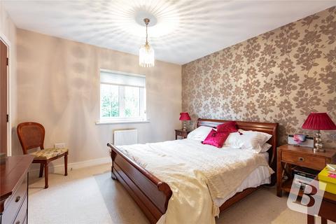 39 Lambourne Chase, Chelmsford, CM2 9FF