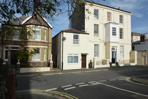 1 bedroom flat for sale, SPENCER ROAD, RYDE