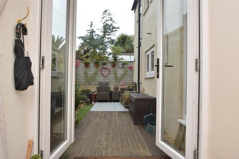 1 bedroom flat for sale, SPENCER ROAD, RYDE