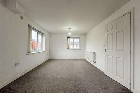 2 bedroom apartment to rent, Childer Close, Foleshill, Coventry