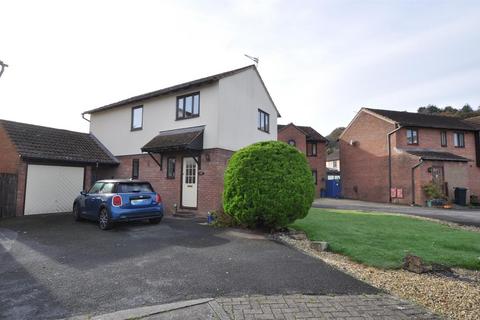 3 bedroom detached house for sale, Plas Penwern, Johnstown, Carmarthen