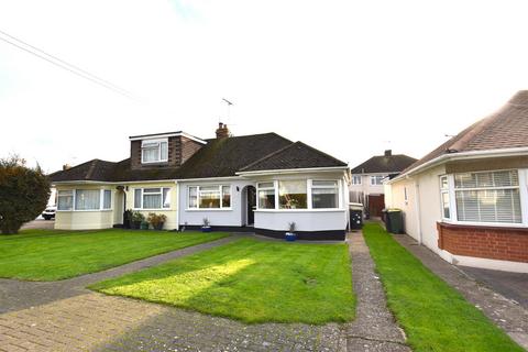 2 bedroom semi-detached bungalow for sale, Westbourne Close, Hockley