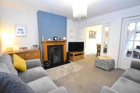 2 bedroom semi-detached bungalow for sale, Westbourne Close, Hockley