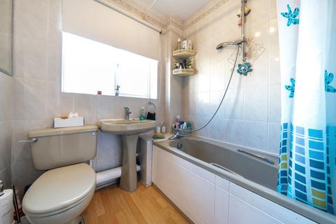 17 Wilstone Close, Hayes, UB4 9RL