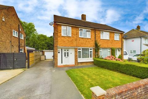 3 bedroom semi-detached house for sale, Cootes Avenue, Horsham RH12