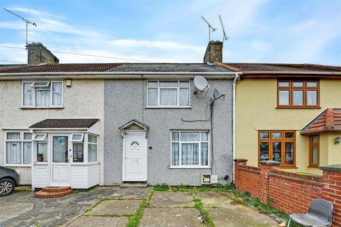 2 bedroom terraced house to rent, Fitzstephens Road, Essex