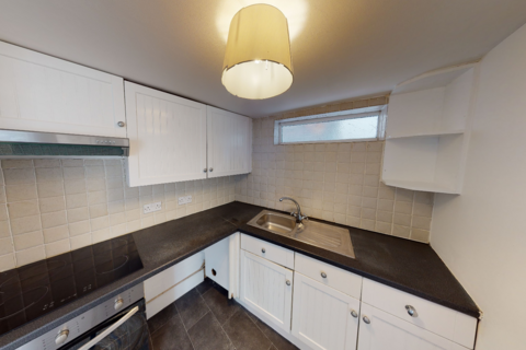 2 bedroom flat to rent, Cavendish Place, Eastbourne