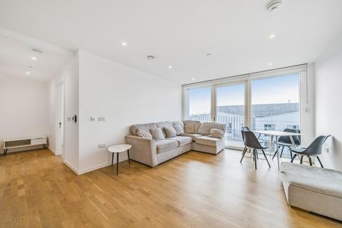 1 bedroom apartment for sale, Waterline Way, London, SE8