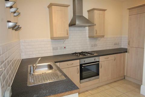 1 bedroom apartment to rent, Station Road, Batley