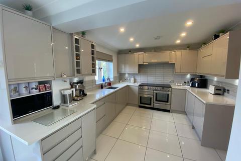 6 bedroom detached house for sale, Stowmarket IP14