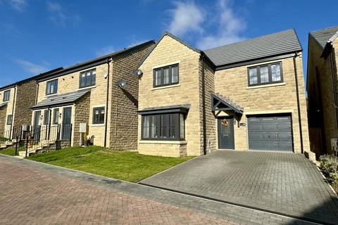 4 bedroom detached house to rent, Springwood Rise, Thurgoland, S35 7FH