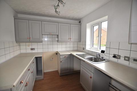 3 bedroom house to rent, Ashley Gardens, Amberstone, Hailsham