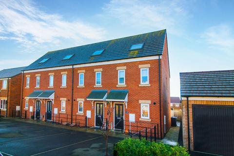 3 bedroom end of terrace house for sale, Fennel Way, Fairmoor Meadows, Morpeth